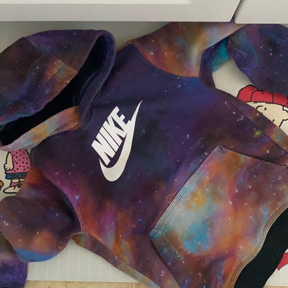 Nike Hoodie - Picture 3 of 6